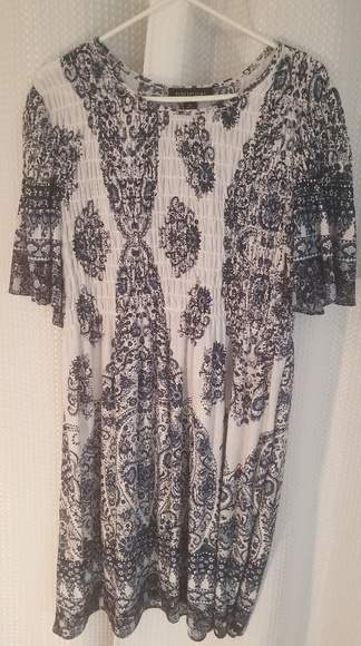 Dress - Picture 1 of 2